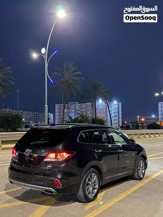 Hyundai Santa Fe 2018 photo 4