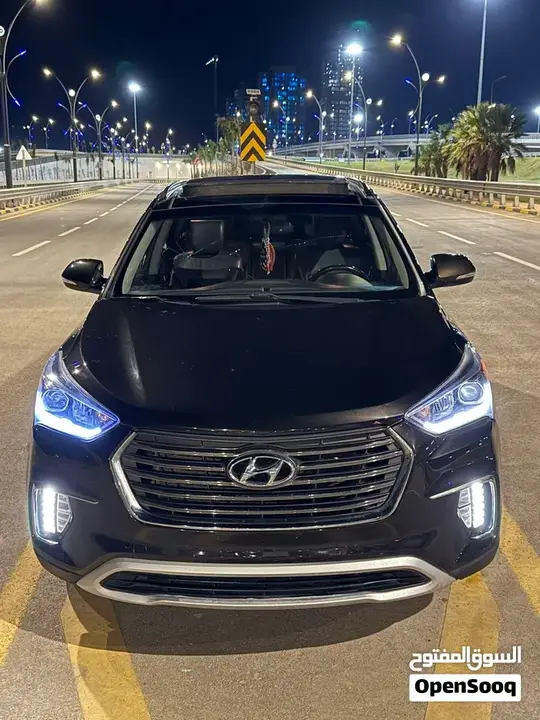 Hyundai Santa Fe 2018 photo 2