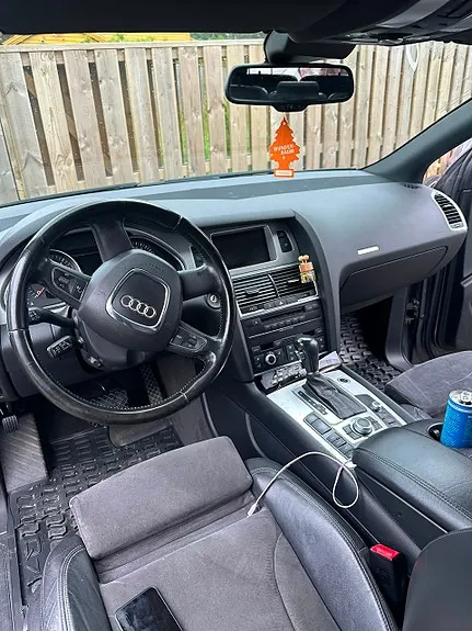 Audi Q7 2009 photo 4