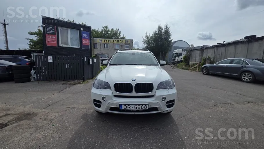 BMW X5 2011 photo 3
