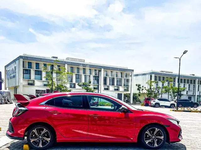 Honda Civic 2019 photo 5