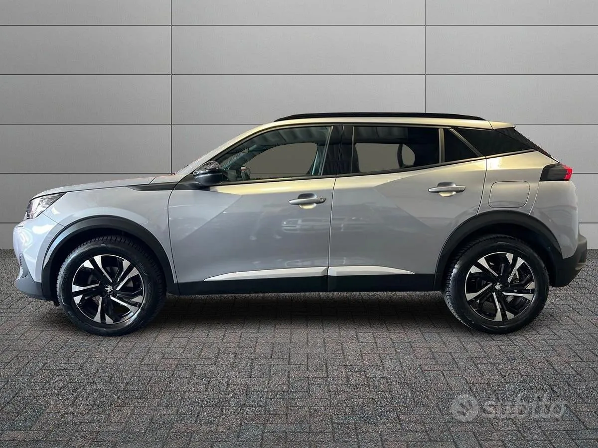 Peugeot 2008 2023 photo 2