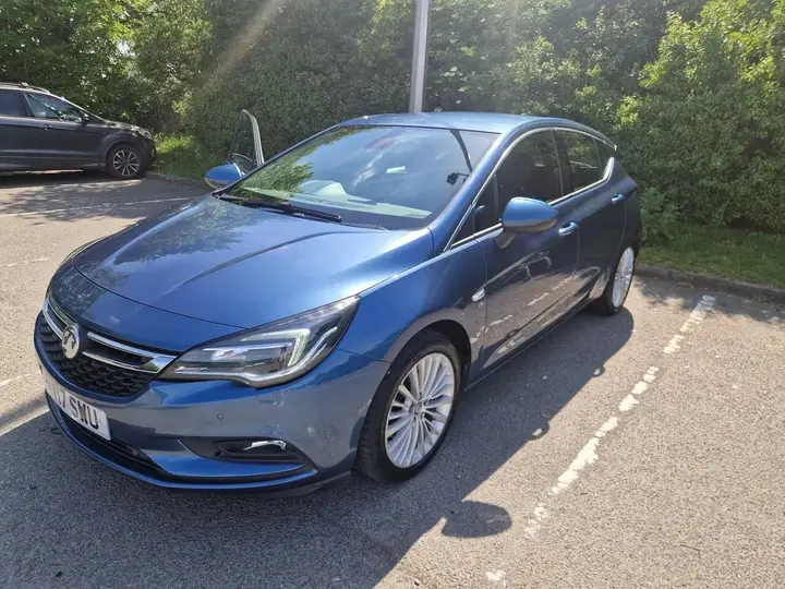 Vauxhall Astra 2017 photo 3