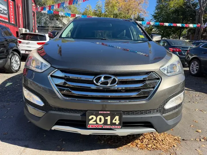 Hyundai Santa Fe 2014 photo 2