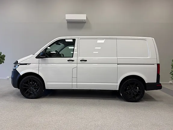 Volkswagen Transporter 2021 photo 4