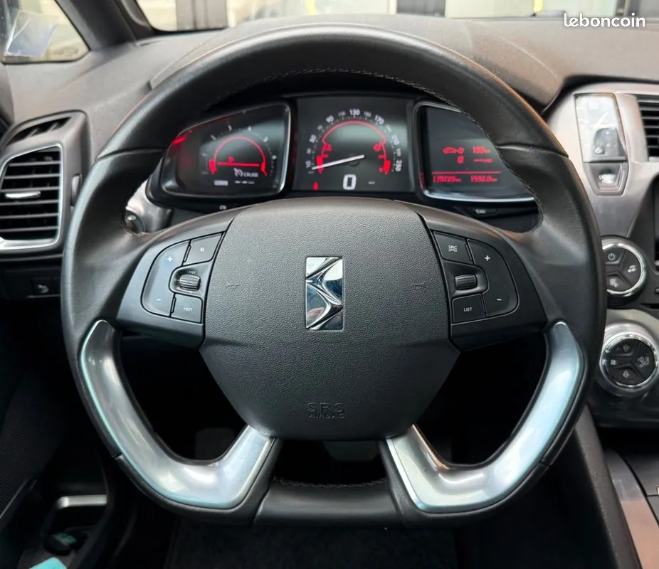 DS Automobiles Ds 5 2013 photo 4