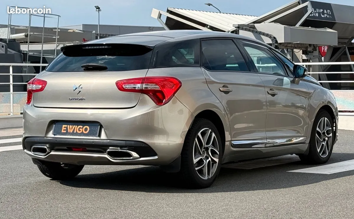 DS Automobiles Ds 5 2013 photo 2