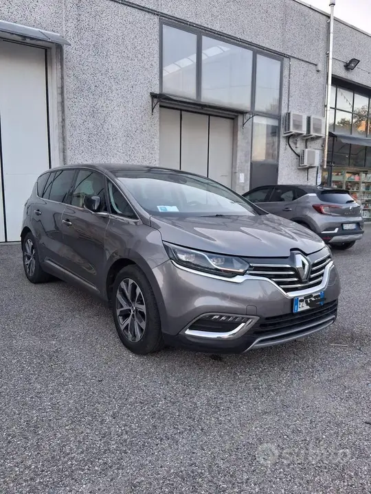 Renault Espace 2015 photo 2