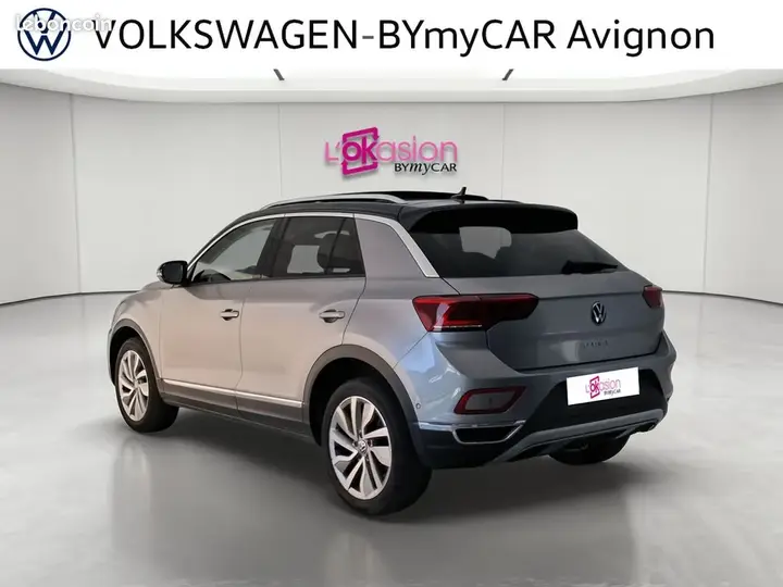 Volkswagen T-Roc 2023 photo 3