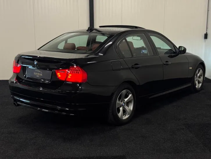 BMW 3 Series 2008 photo 3