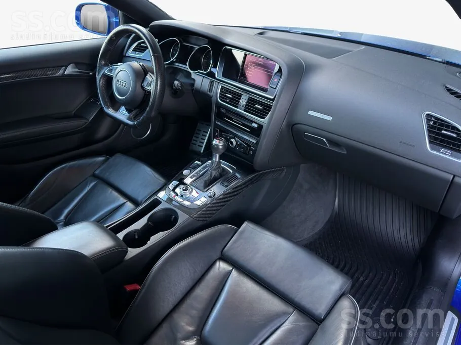 Audi Rs5 2013 photo 5