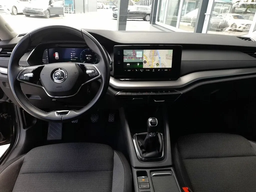 Skoda Octavia 2023 photo 3
