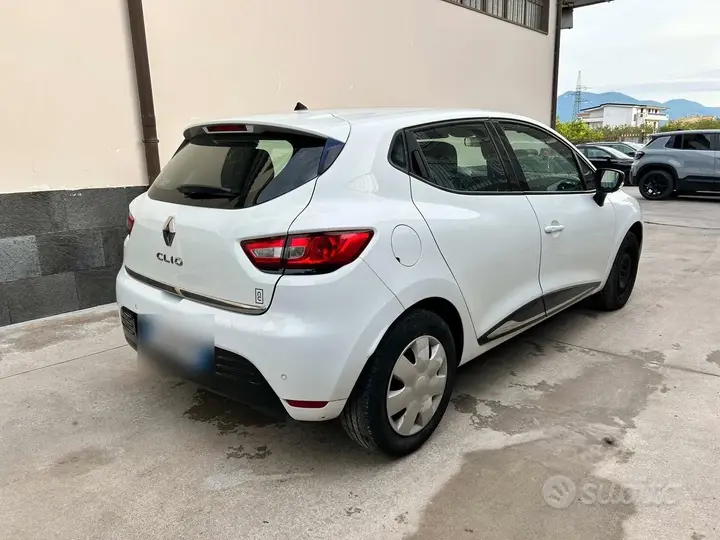 Renault Clio 2018 photo 4
