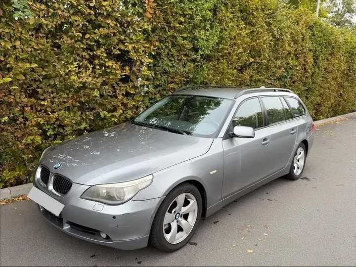 BMW 530I