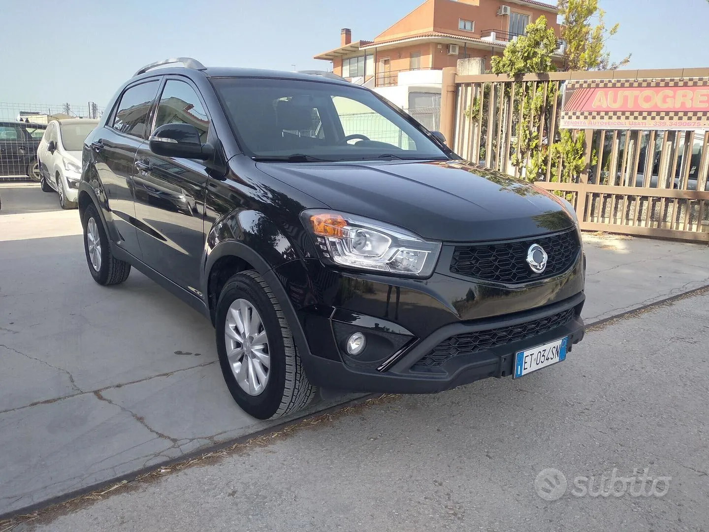 KG Mobility Korando 2014 photo 3