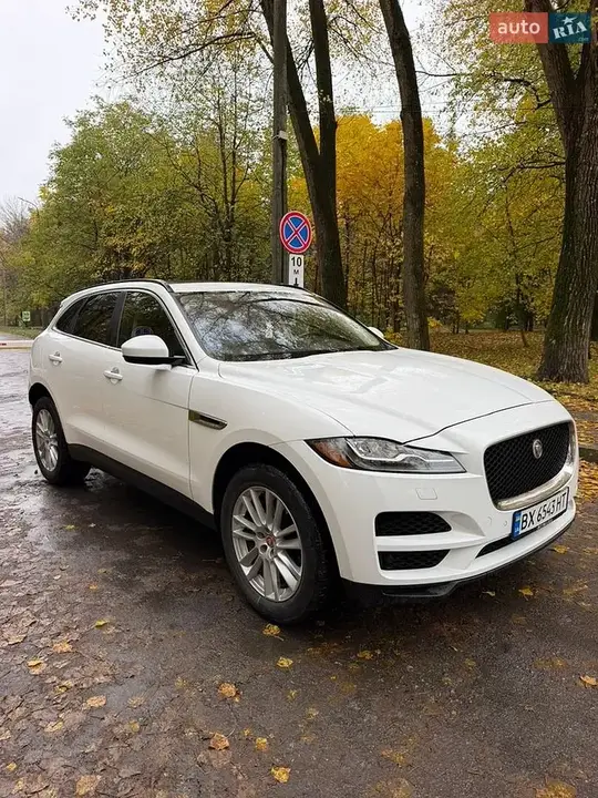 Jaguar F-Pace 2016 photo 5
