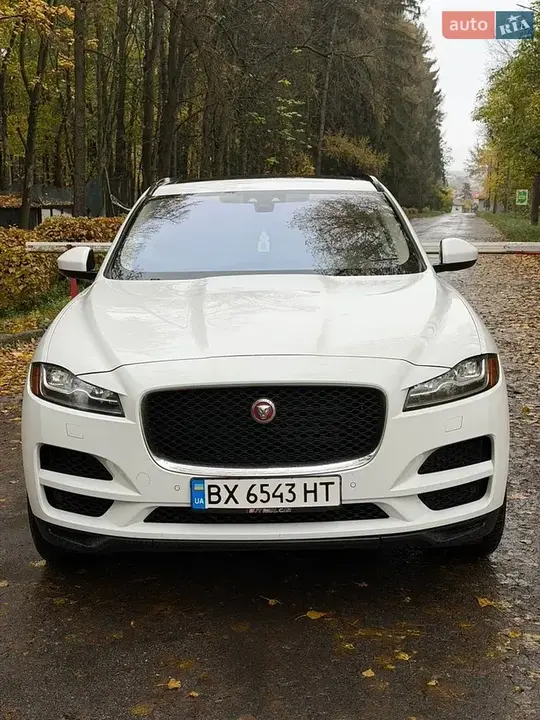 Jaguar F-Pace