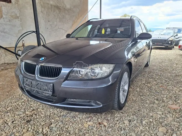 BMW 320