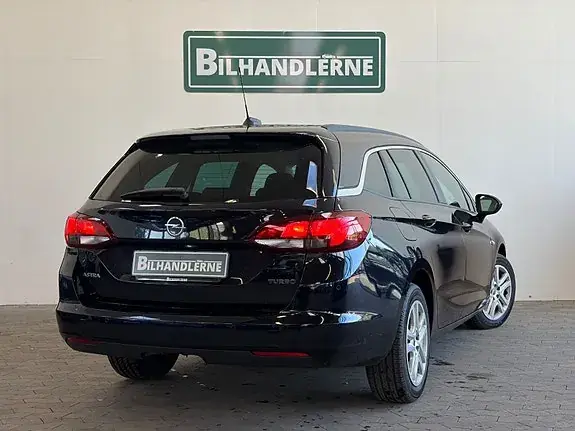 Opel Astra 2018 photo 2