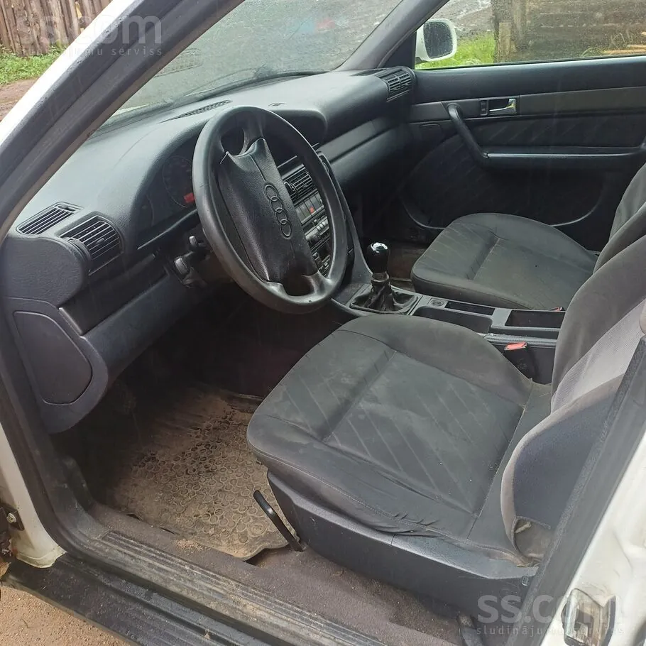 Audi A6 1997 photo 3