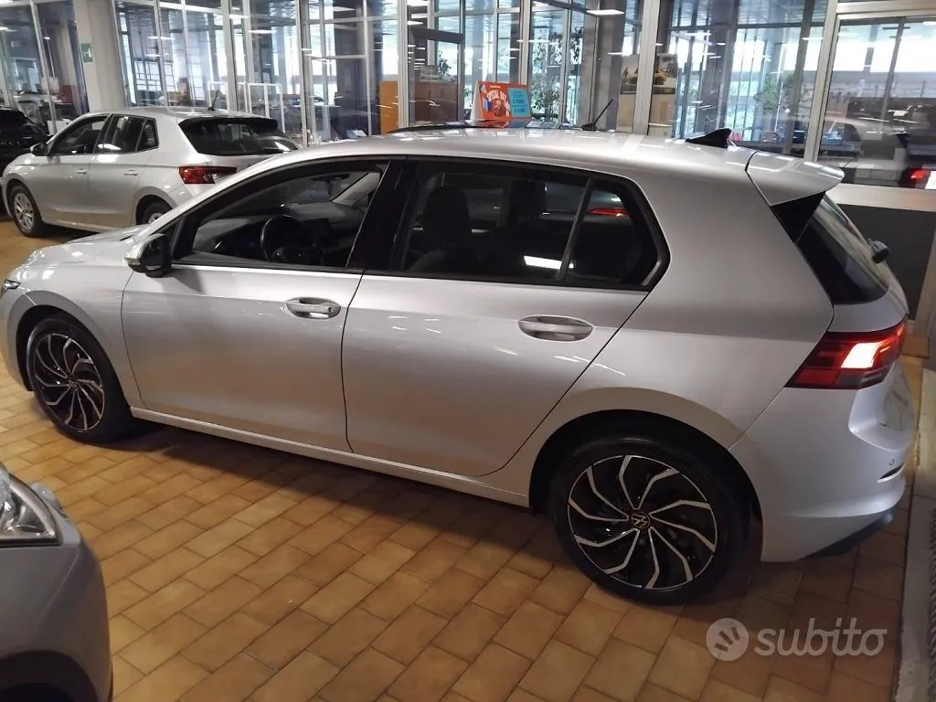 Volkswagen Golf 2022 photo 4