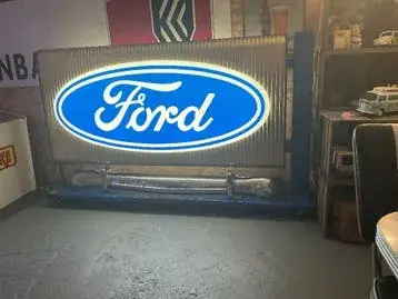 Ford Light Body photo 3