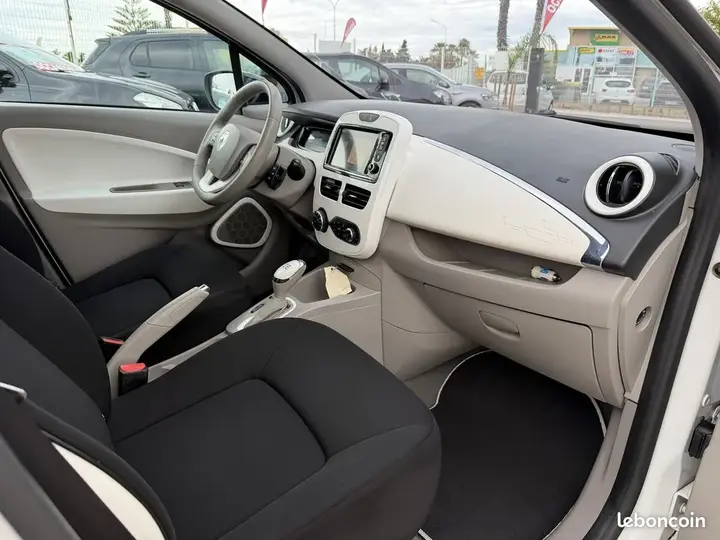 Renault Zoe 2014 photo 5