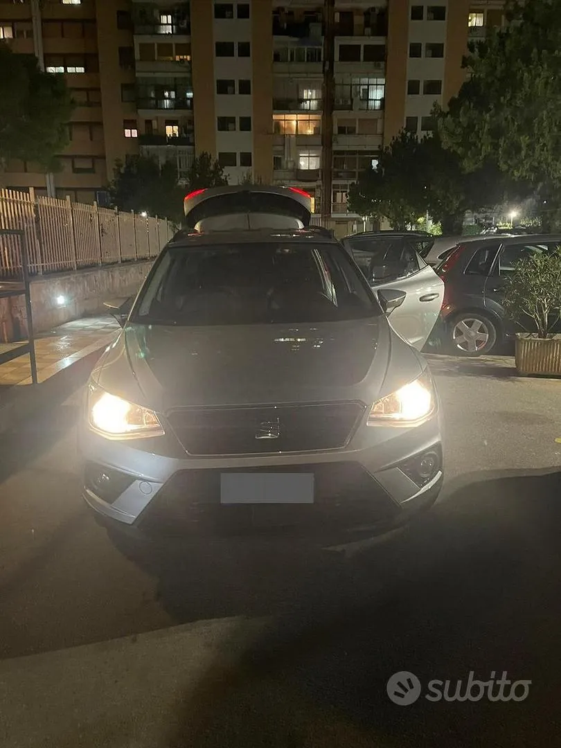 Seat Arona 2019 photo 3