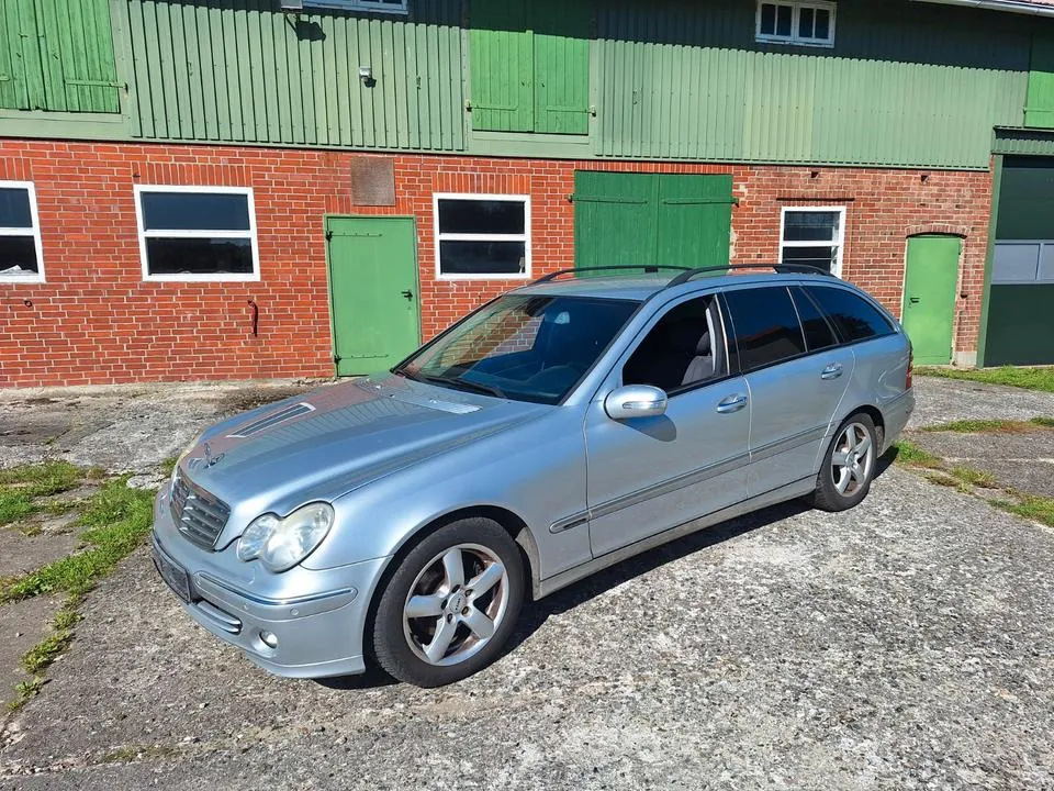 Mercedes-Benz C- Klasse