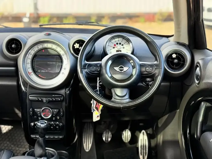 Mini Countryman 2011 photo 3