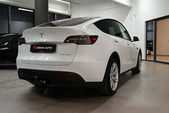 Tesla Model Y 2021 photo 5