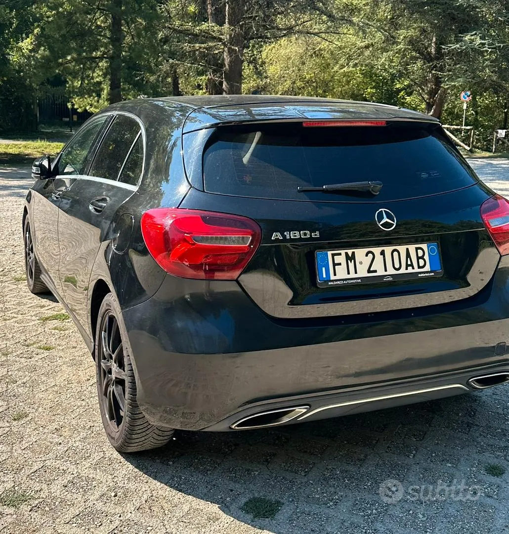 Mercedes-Benz A180D 2017 photo 4