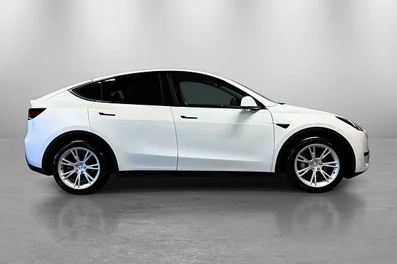 Tesla Model Y 2021 photo 4