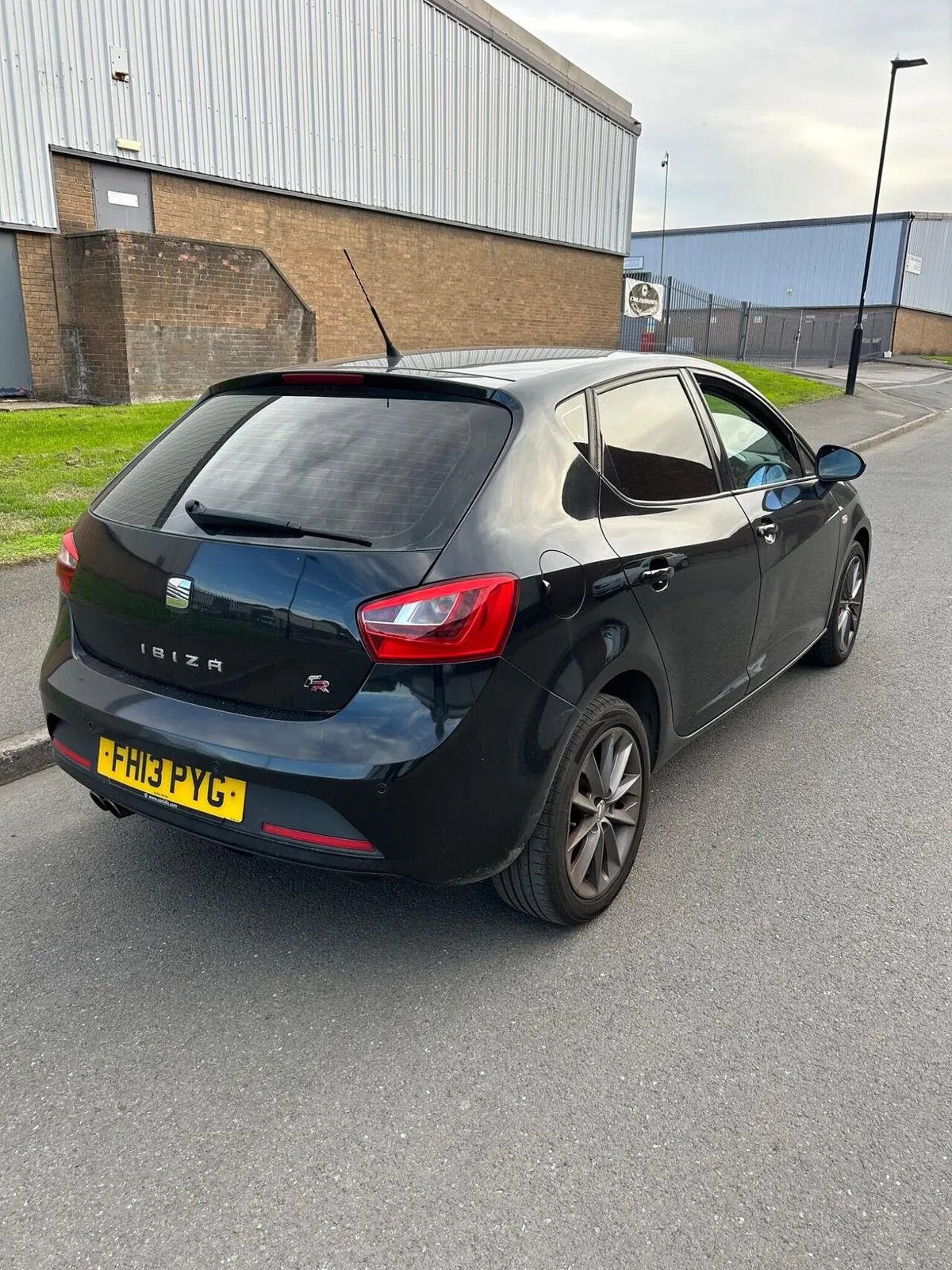 Seat Ibiza 2013 photo 4