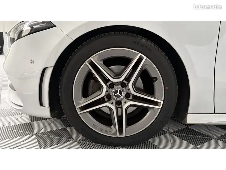 Mercedes-Benz A-Class 2019 photo 5