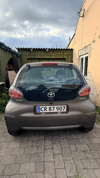 Toyota Aygo 2012 photo 2
