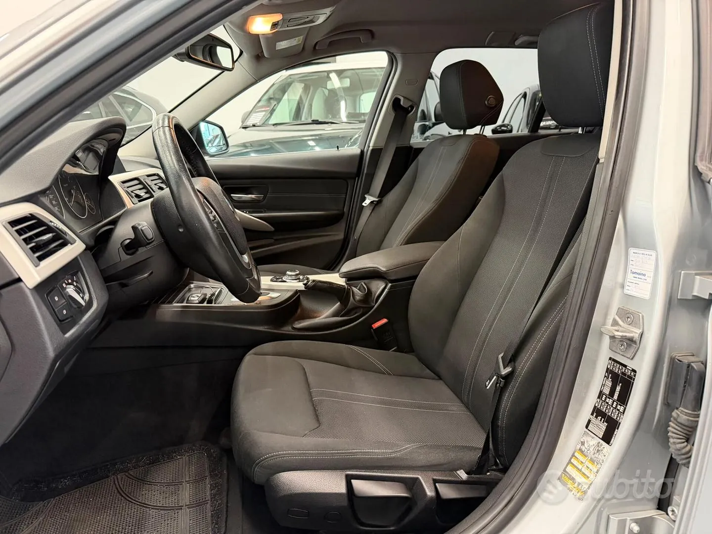 BMW 318I 2017 photo 5