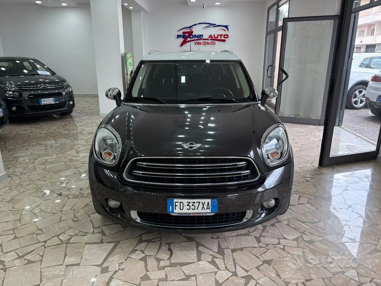 Mini Countryman 2016 photo 2