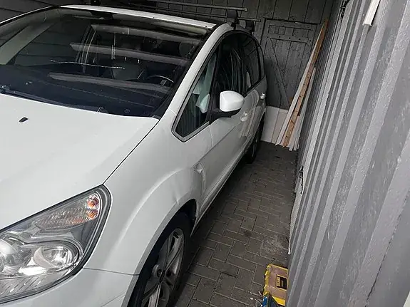 Ford S-Max 2011 photo 5