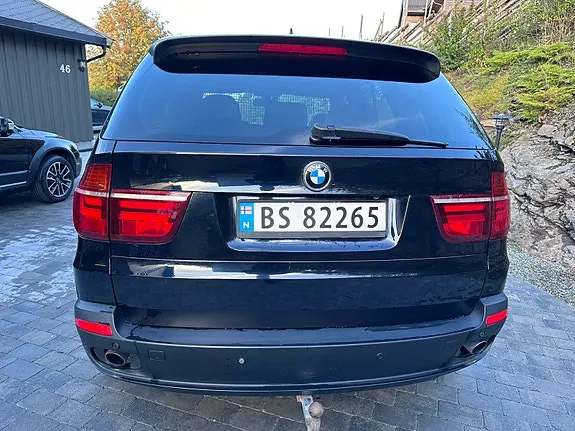 BMW X5 2009 photo 2