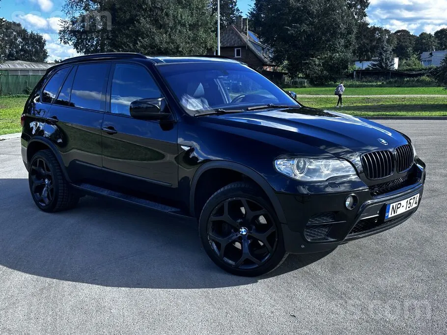 BMW X5 2012 photo 2