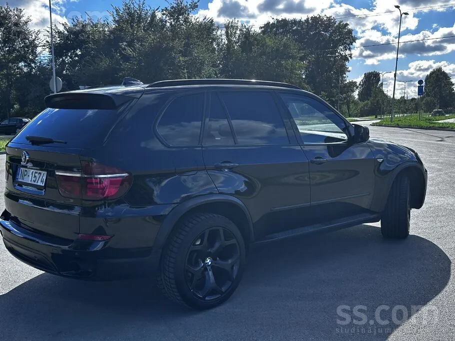 BMW X5 2012 photo 4