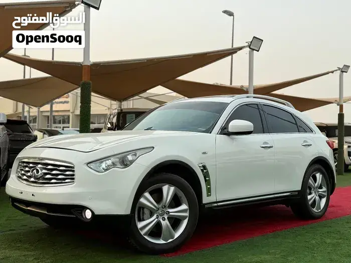 Infiniti Fx35 2012 photo 2