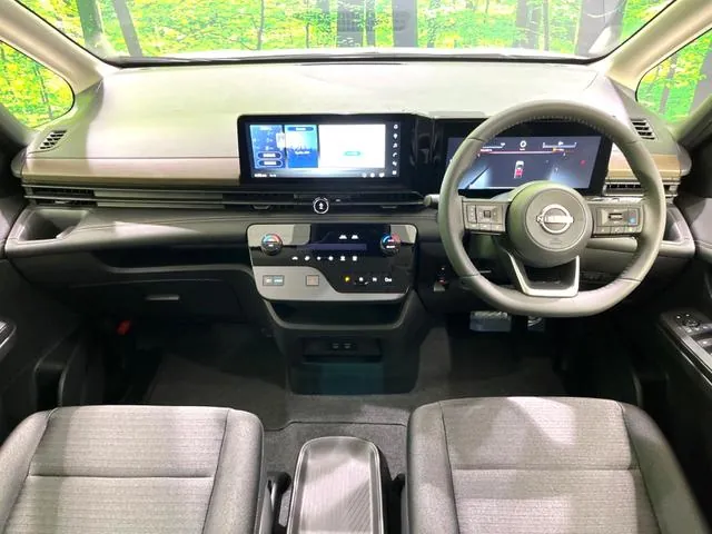 Nissan Serena 2026 photo 3