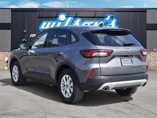 Ford Escape 2025 photo 3