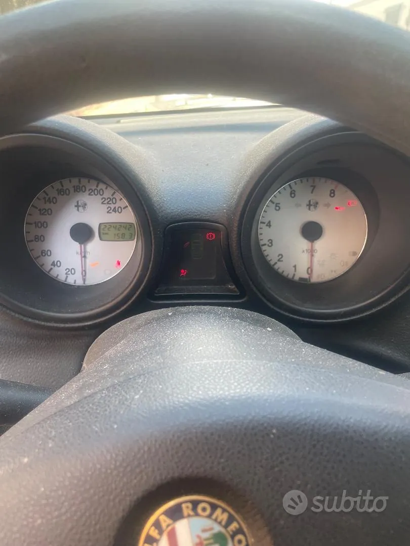Alfa Romeo 156 1999 photo 3