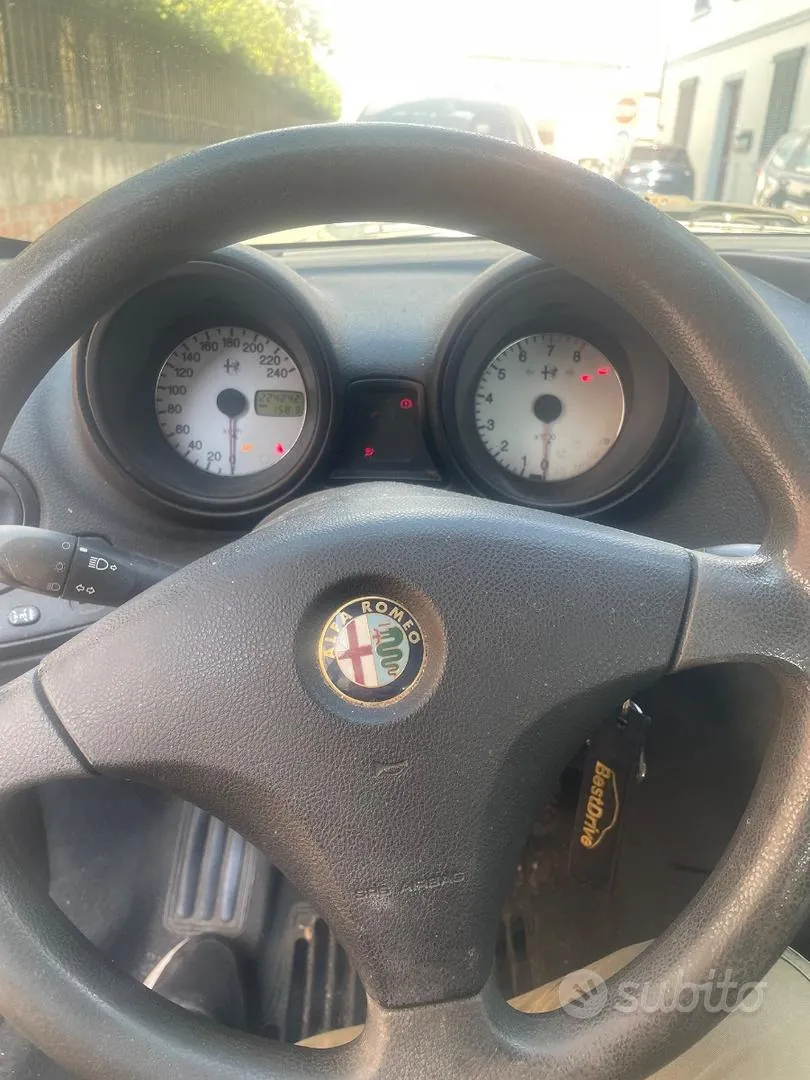 Alfa Romeo 156 1999 photo 4