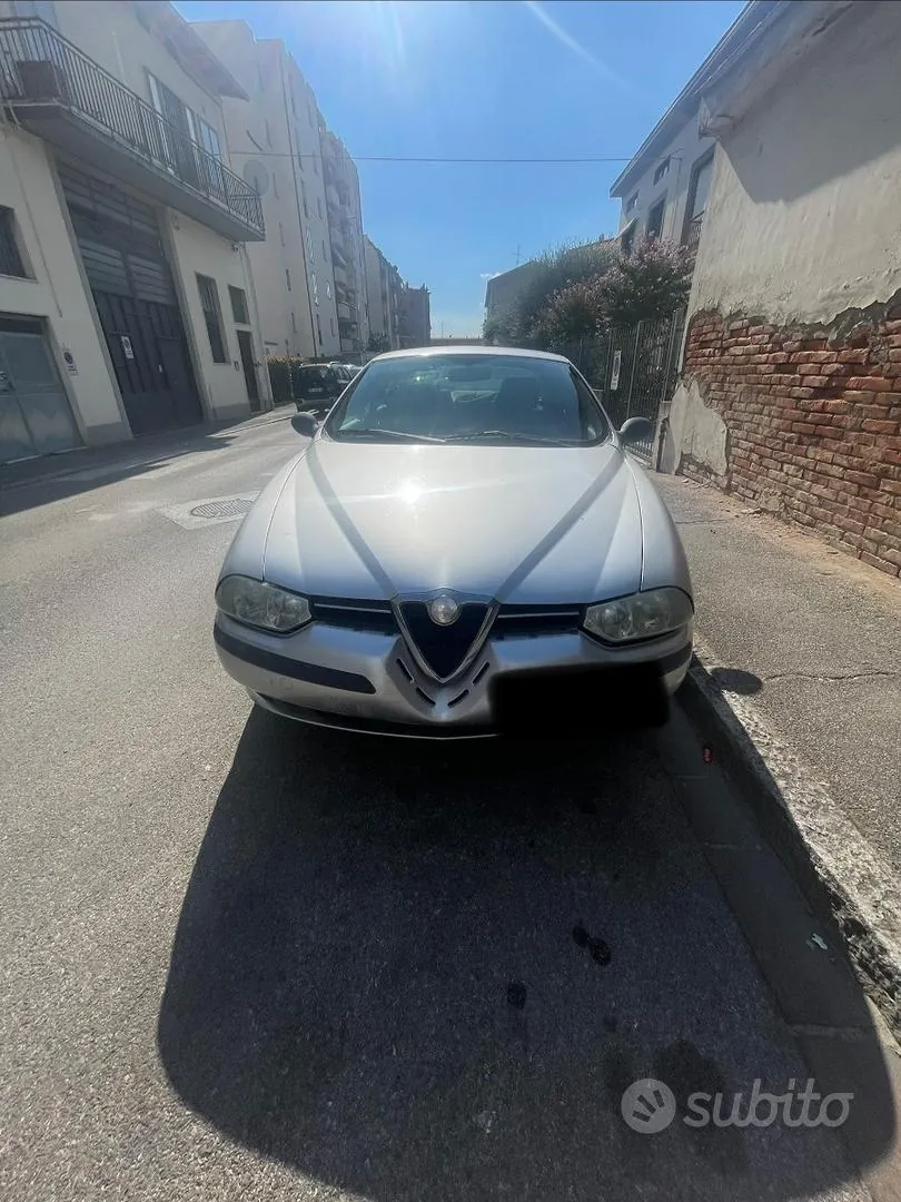 Alfa Romeo 156