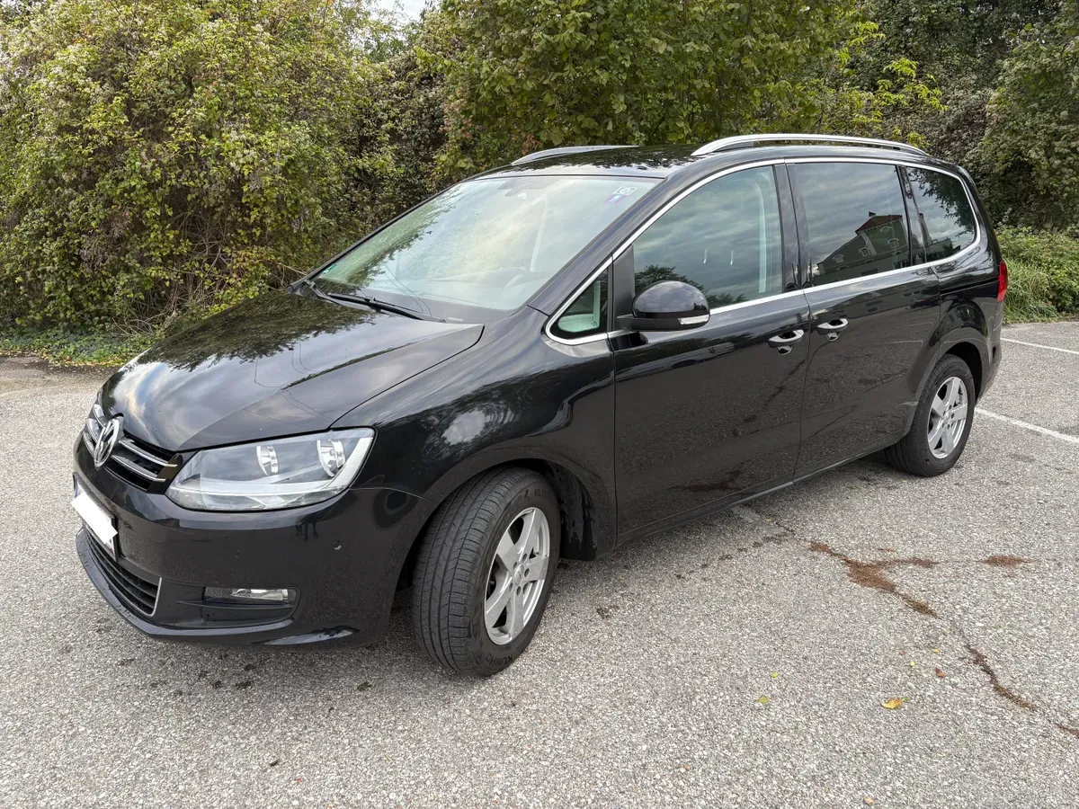 Volkswagen Sharan 2013 photo 2