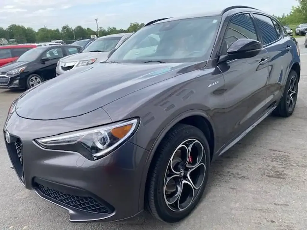 Alfa Romeo Stelvio 2022 photo 3